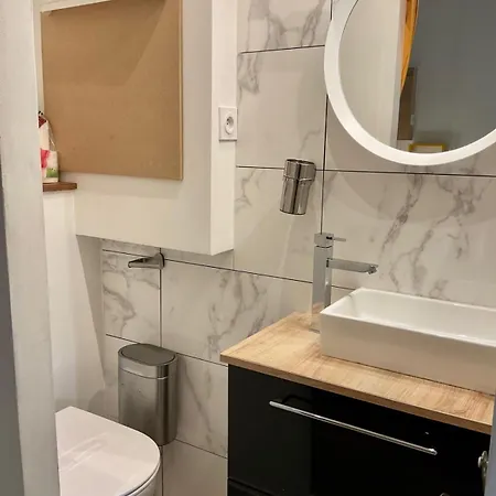 Cosy And Refined 1-bedroom With Garden *